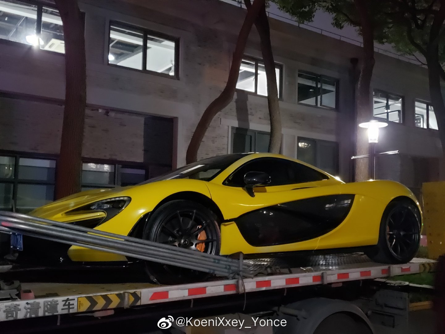 迈凯伦/McLaren P1 下个班也能碰到耐克黄