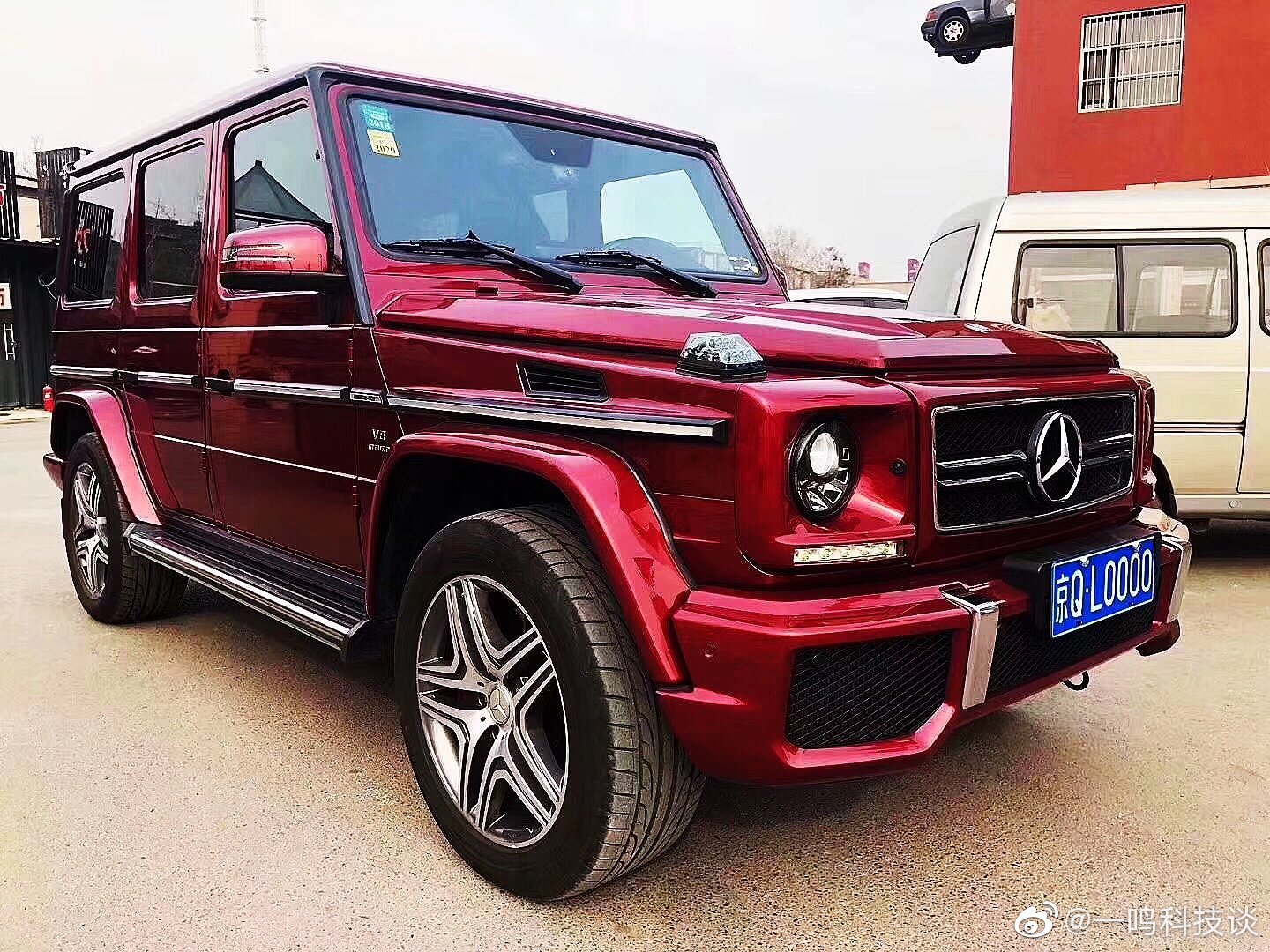 汽车美图抢先看:奔驰amg g 63 酒红色限量版