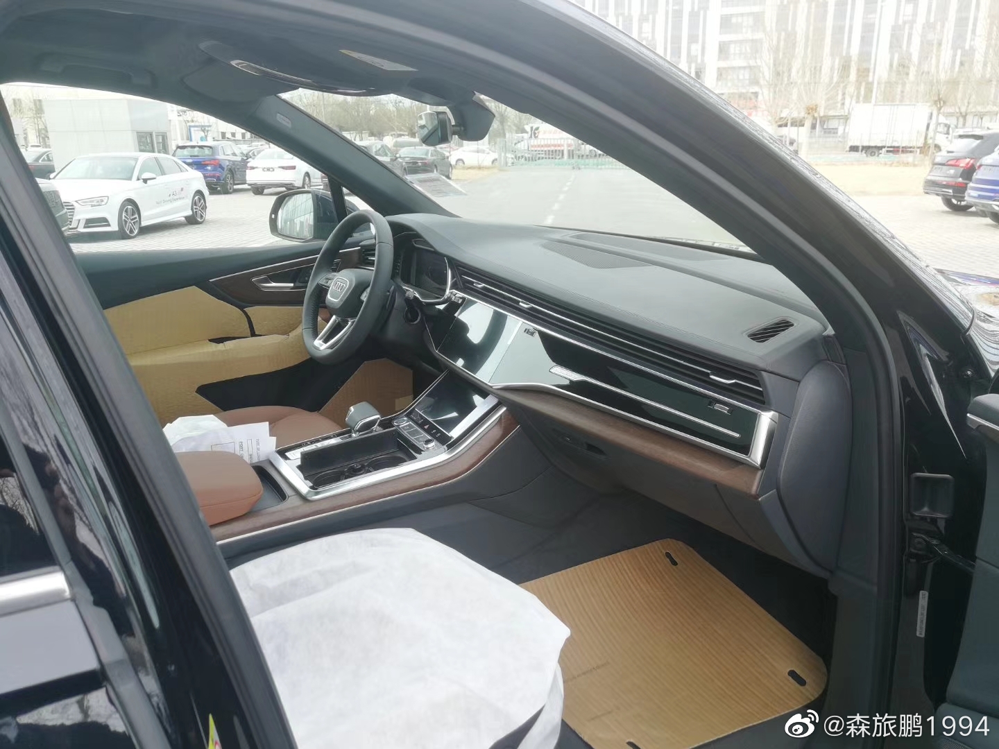 老款奥迪Q7和新款奥迪Q7 哪款在你心中的位置更高？