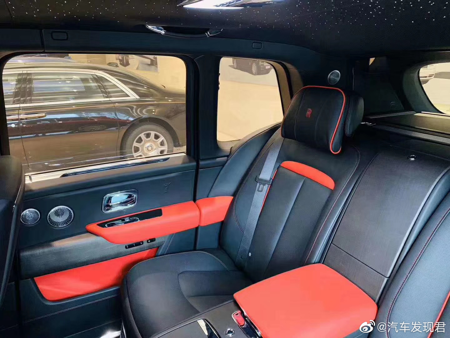 库里南四座 熔岩红 配置有点高