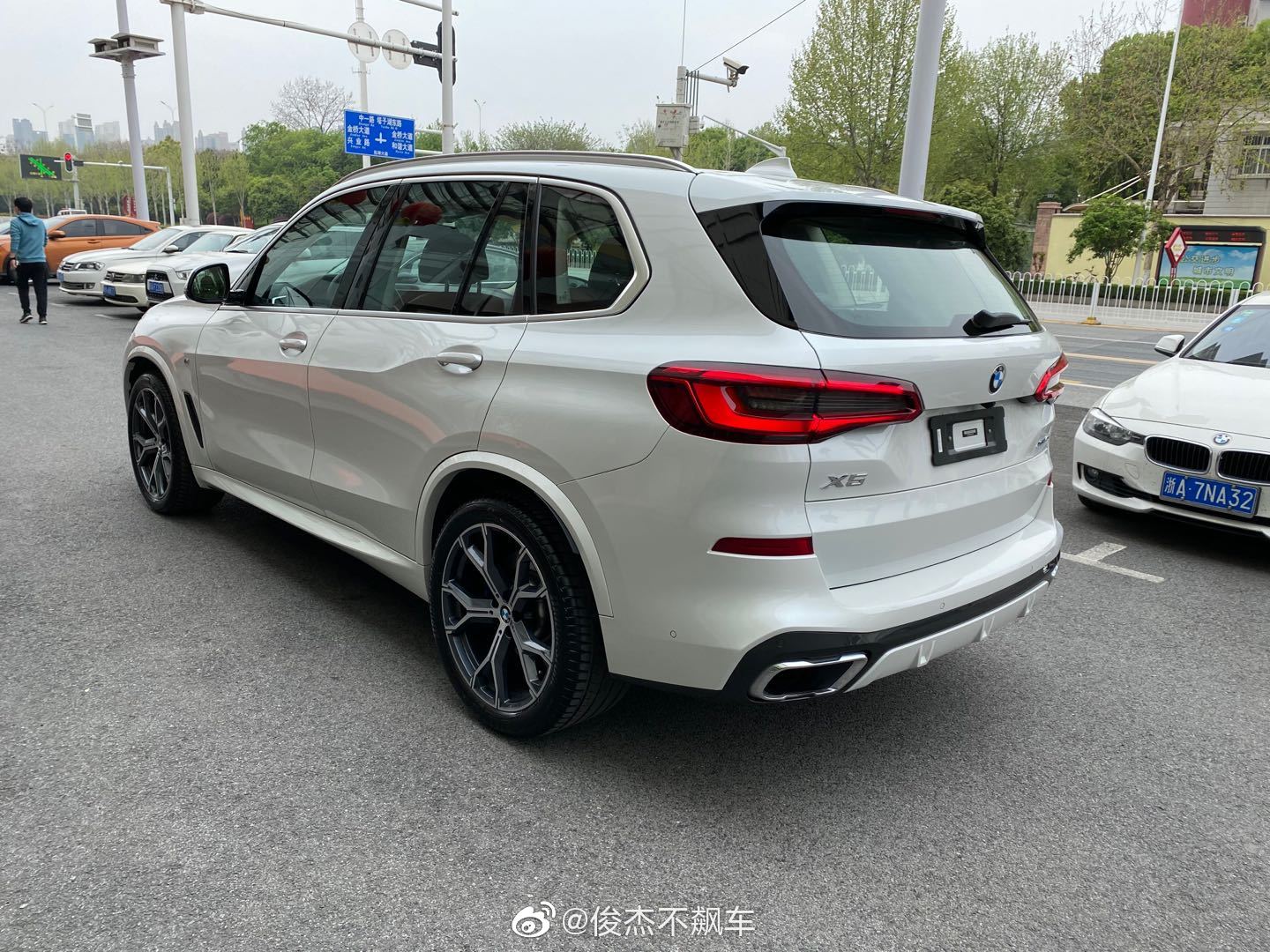 2019 款宝马 X5 尊贵型 40i M 运动套装