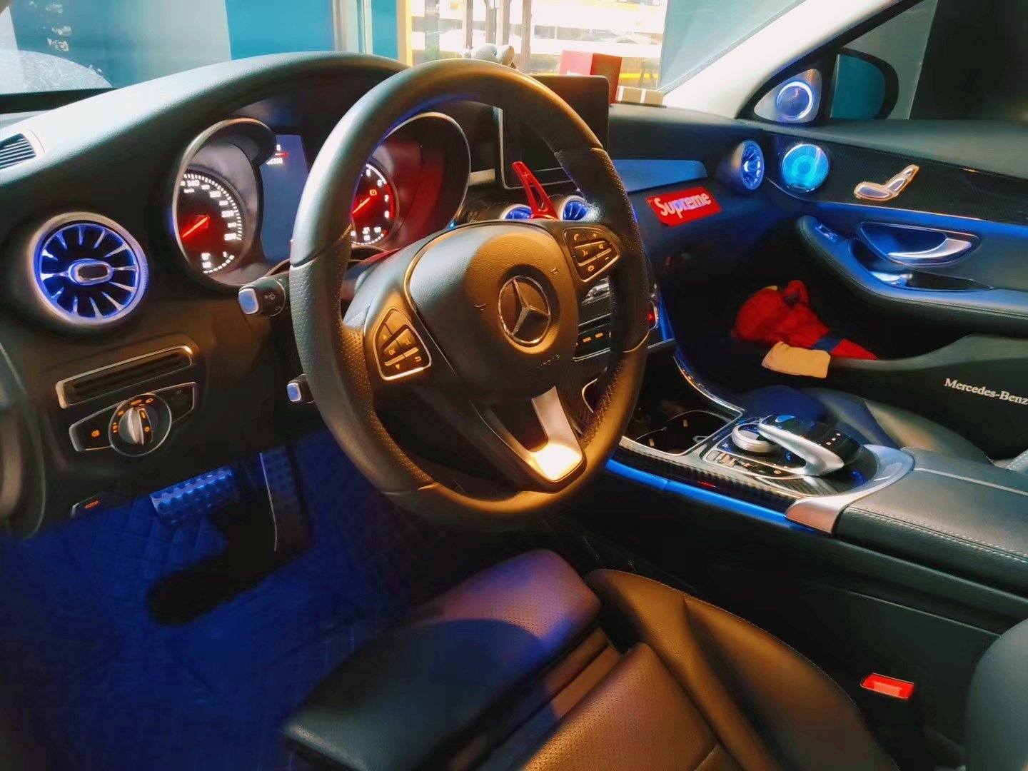 扛着小书包的奔驰C旅，也很耐看啊！