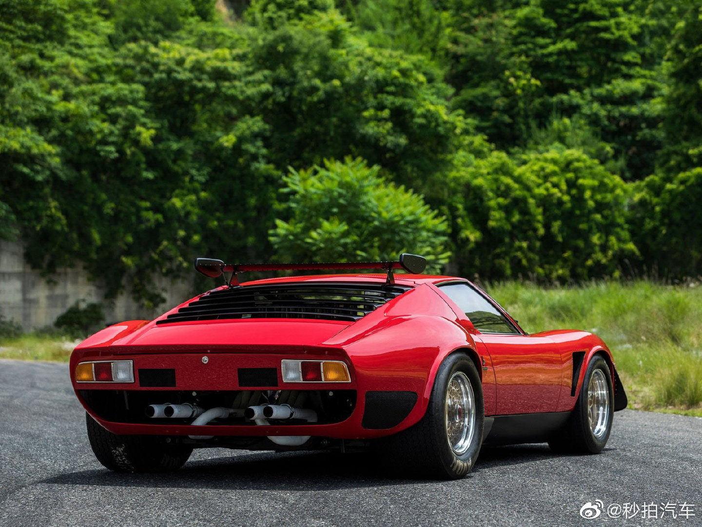 老爷车大赏# Lamborghini Miura SVR（1976）一辆大有来头的蛮牛