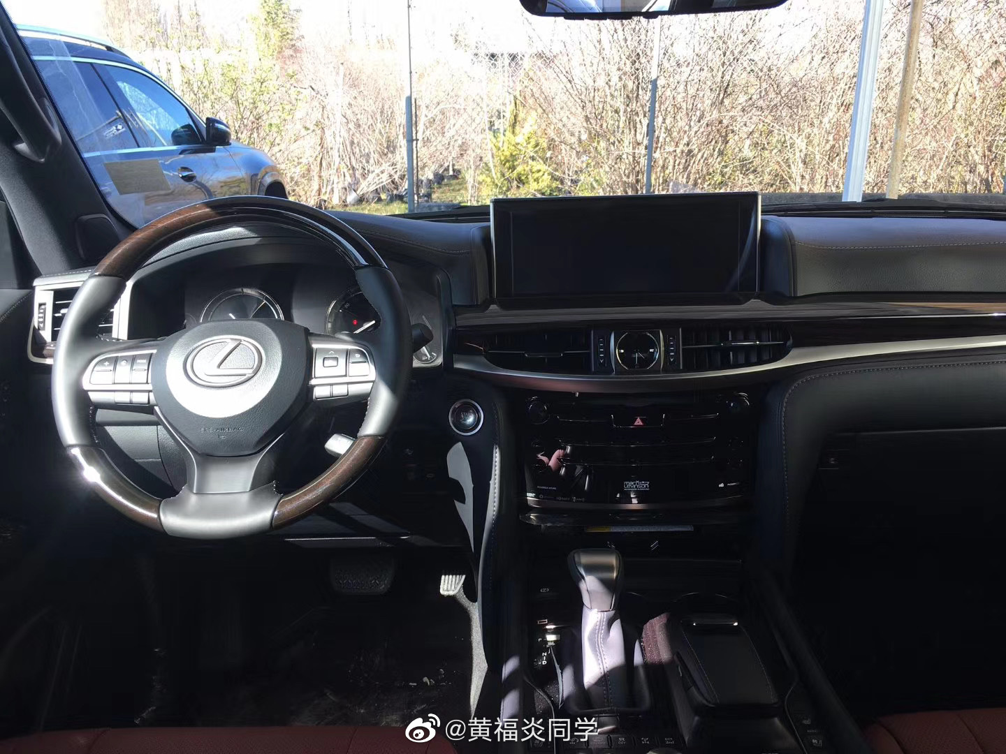 加拿大版2020款雷克萨斯LX570运动版，顶配版，小期货