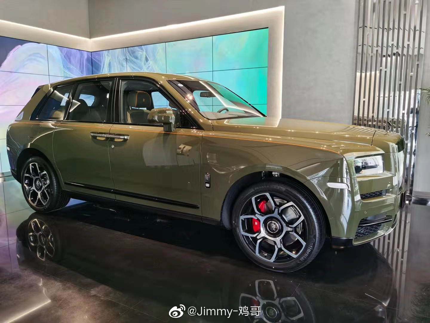 好看的汽车：今天被鸟巢版库里南刷屏了