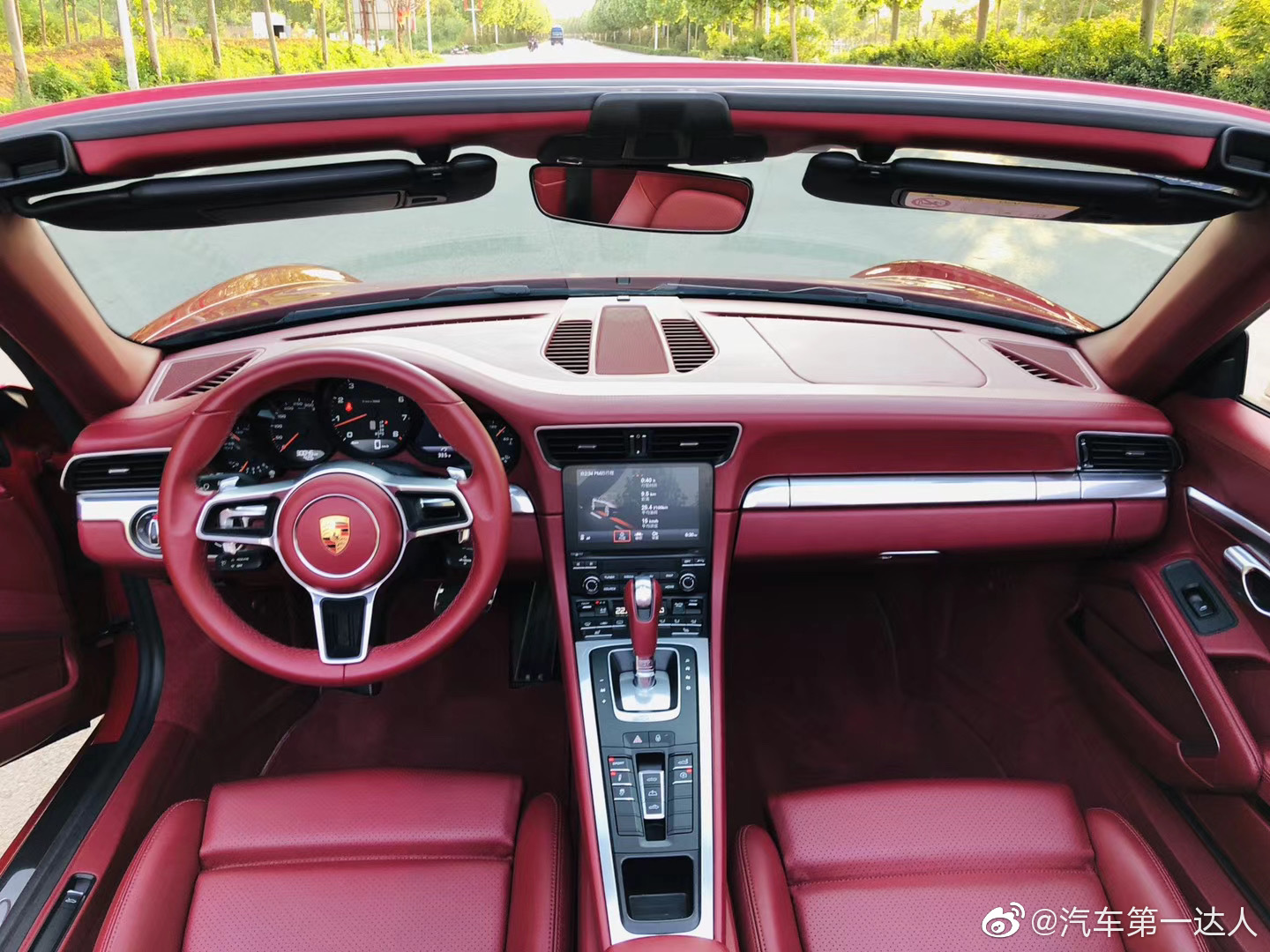 保时捷991.2敞篷 热门双红配色