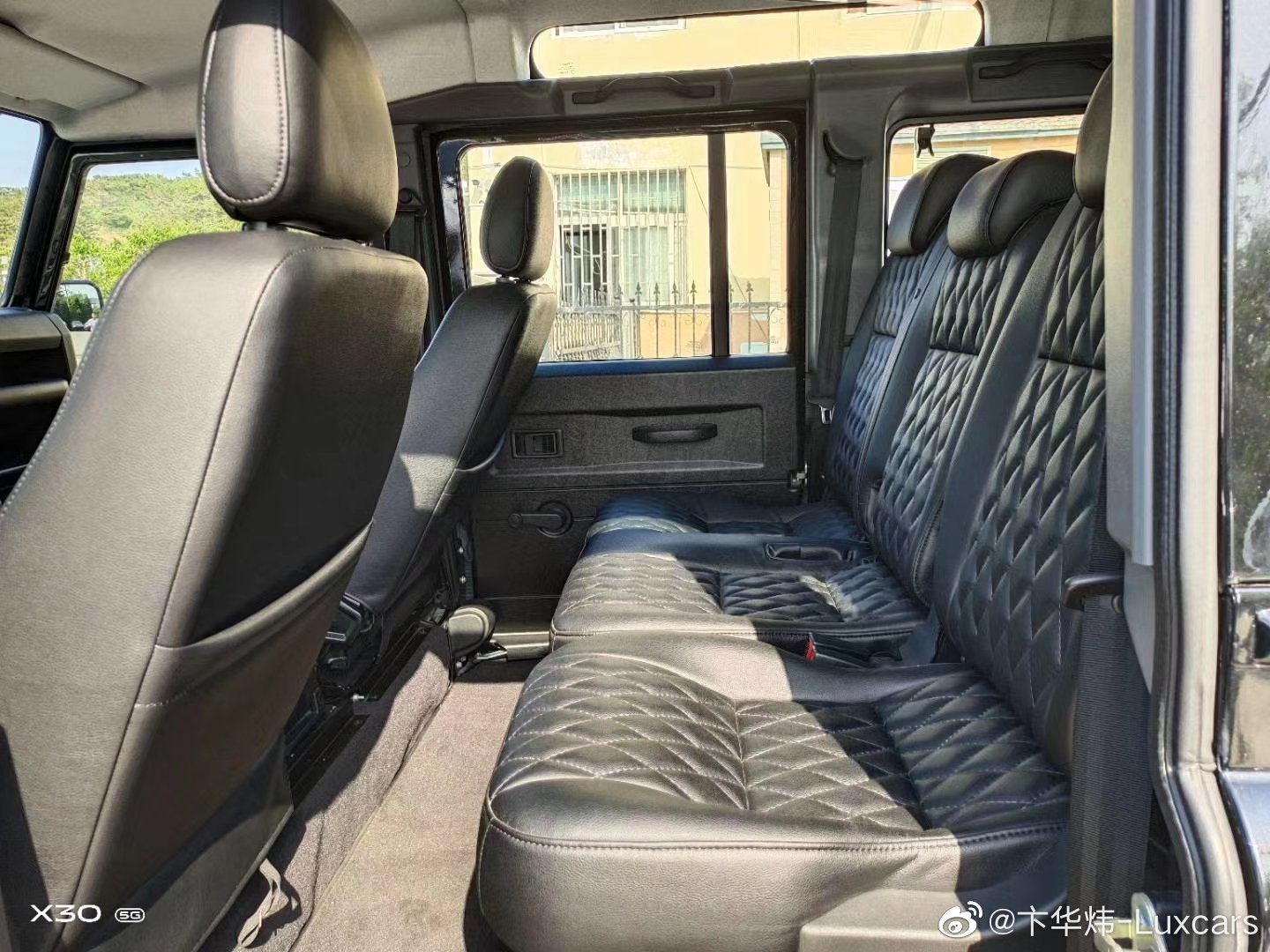 汽车美图抢先看：路虎卫士 一代经典神车