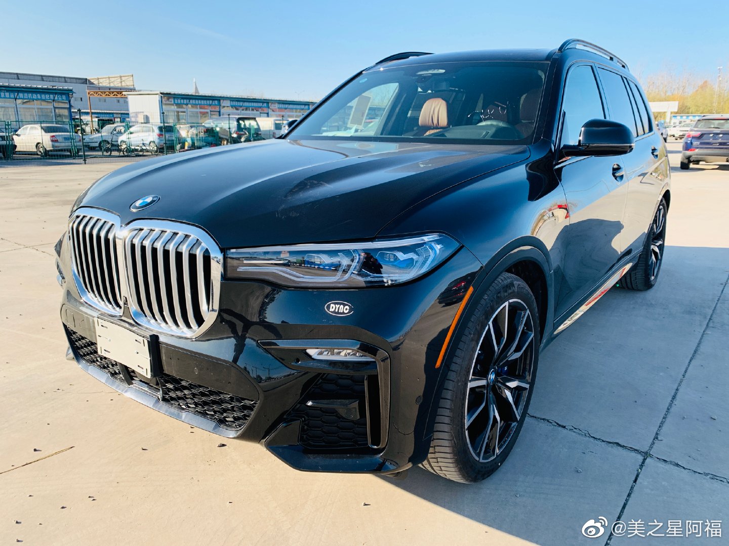 高清汽车美图：发现一台顶配宝马X7分享一下