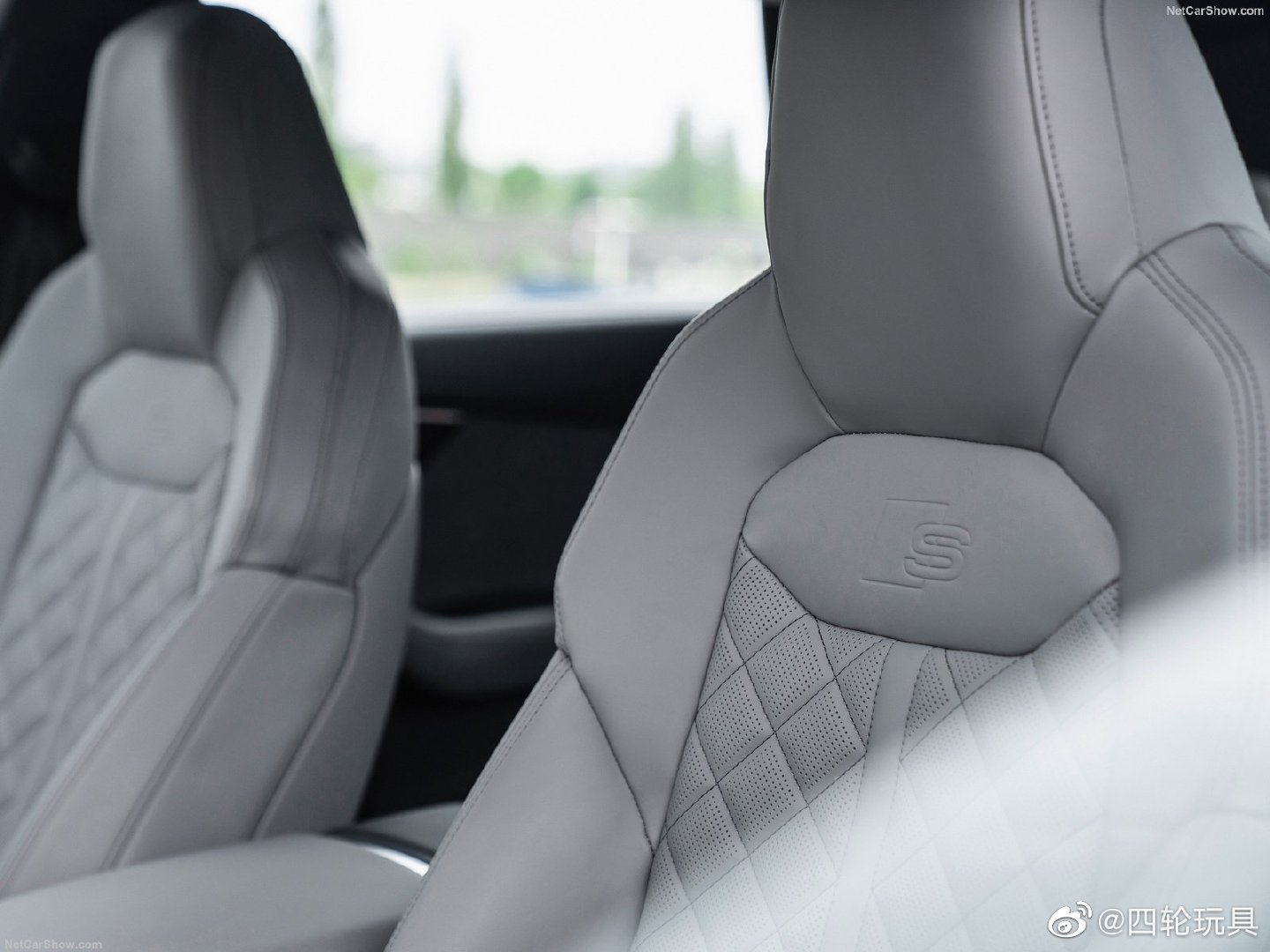 每天一组汽车美图：奥迪SQ8，感受一波~~