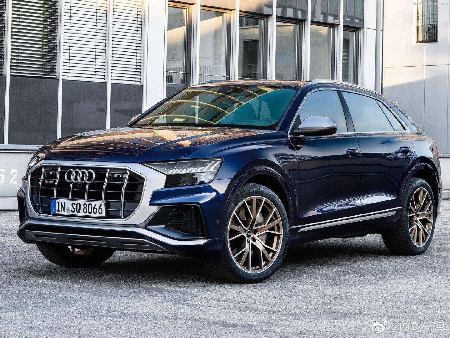 每天一组汽车美图：奥迪SQ8，感受一波~~