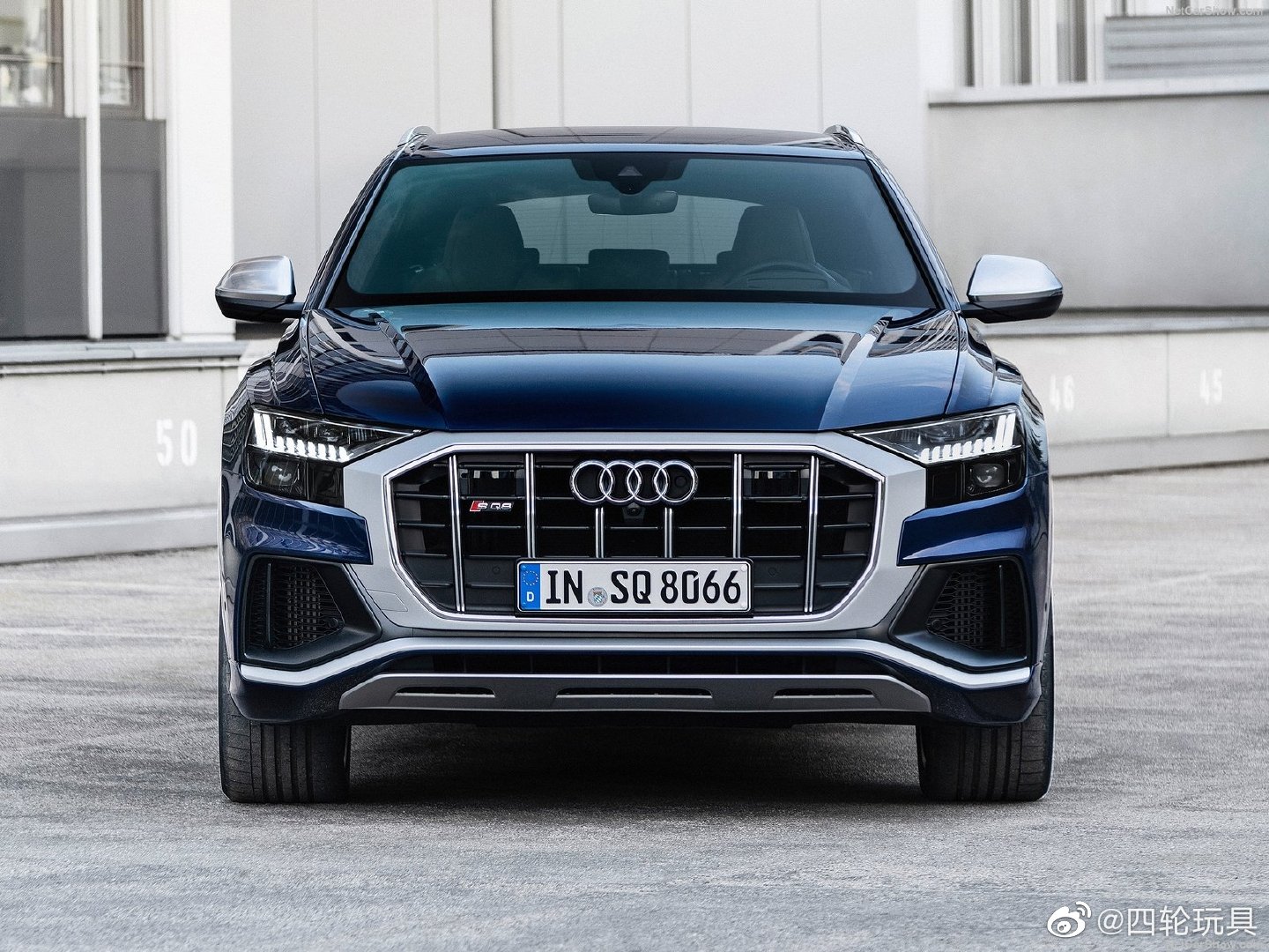 每天一组汽车美图：奥迪SQ8，感受一波~~