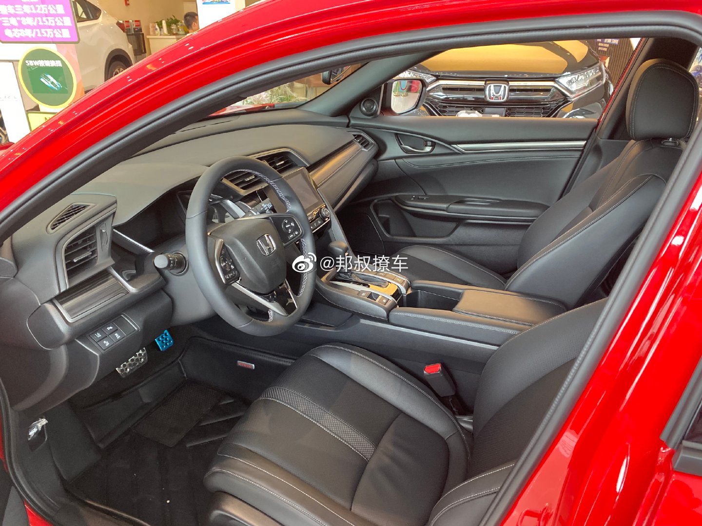 国产思域两厢到店，原厂自带炫酷运动套件