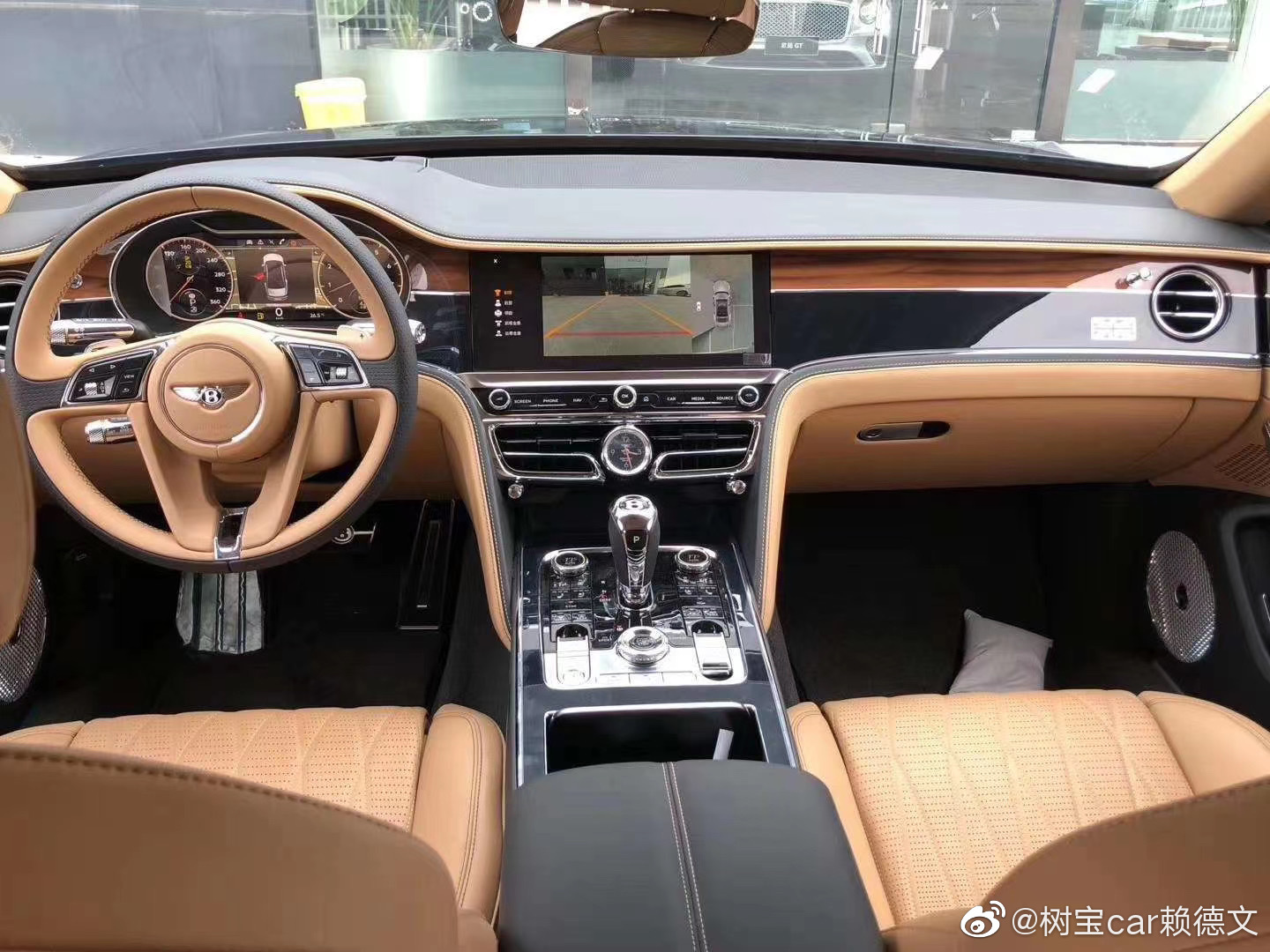 汽车美图赏析：宾利飞驰，首发限量版