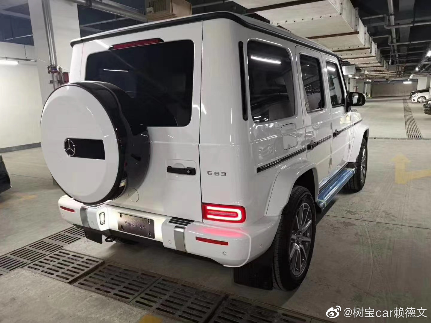 奔驰G500 G63，各种版本，颜色齐全。