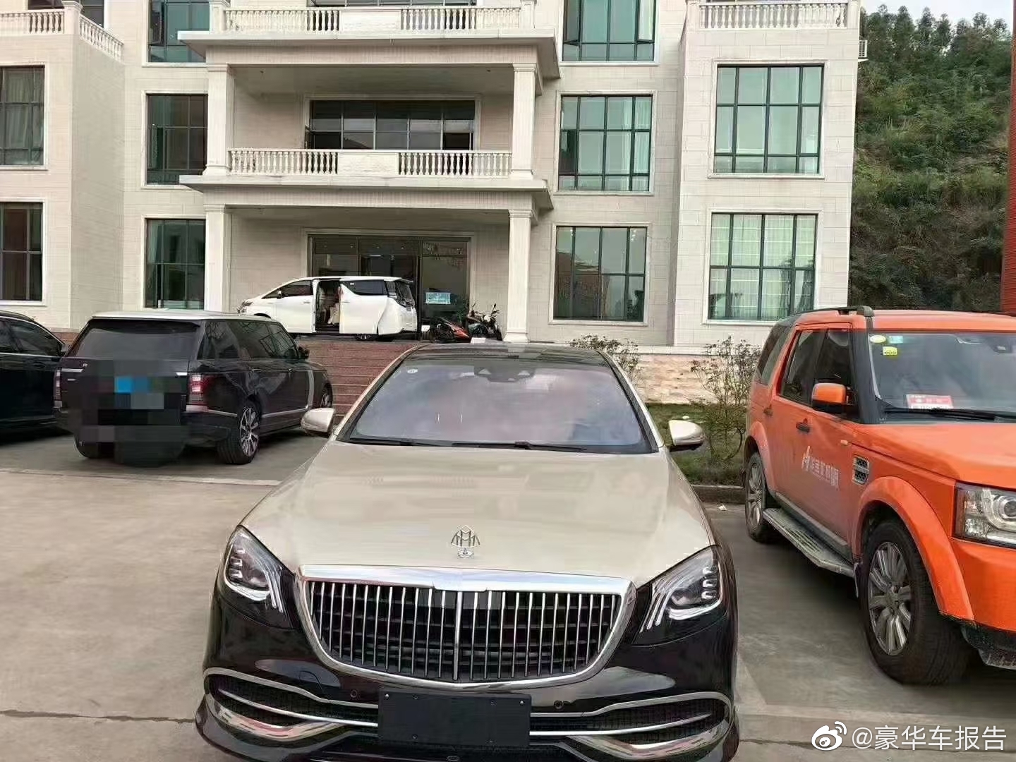 唯一一款气场直逼迈巴赫S680的车，200万以内最顶级四座轿车