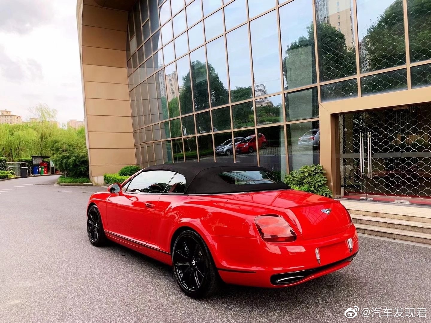 宾利GTC敞篷SS赛道版 630马力