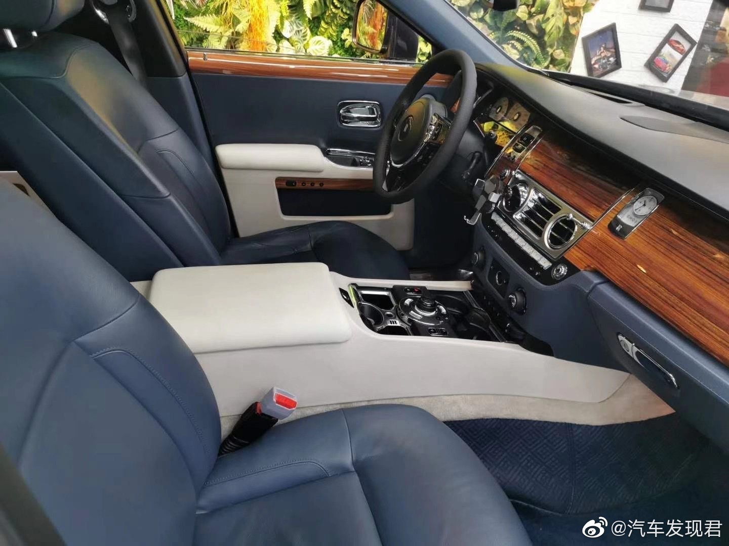 超级大佬座驾，劳斯莱斯古斯特