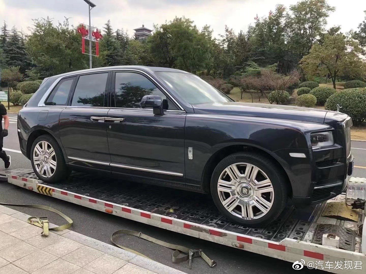 劳斯莱斯库里南4座，是不是专属地产的座驾