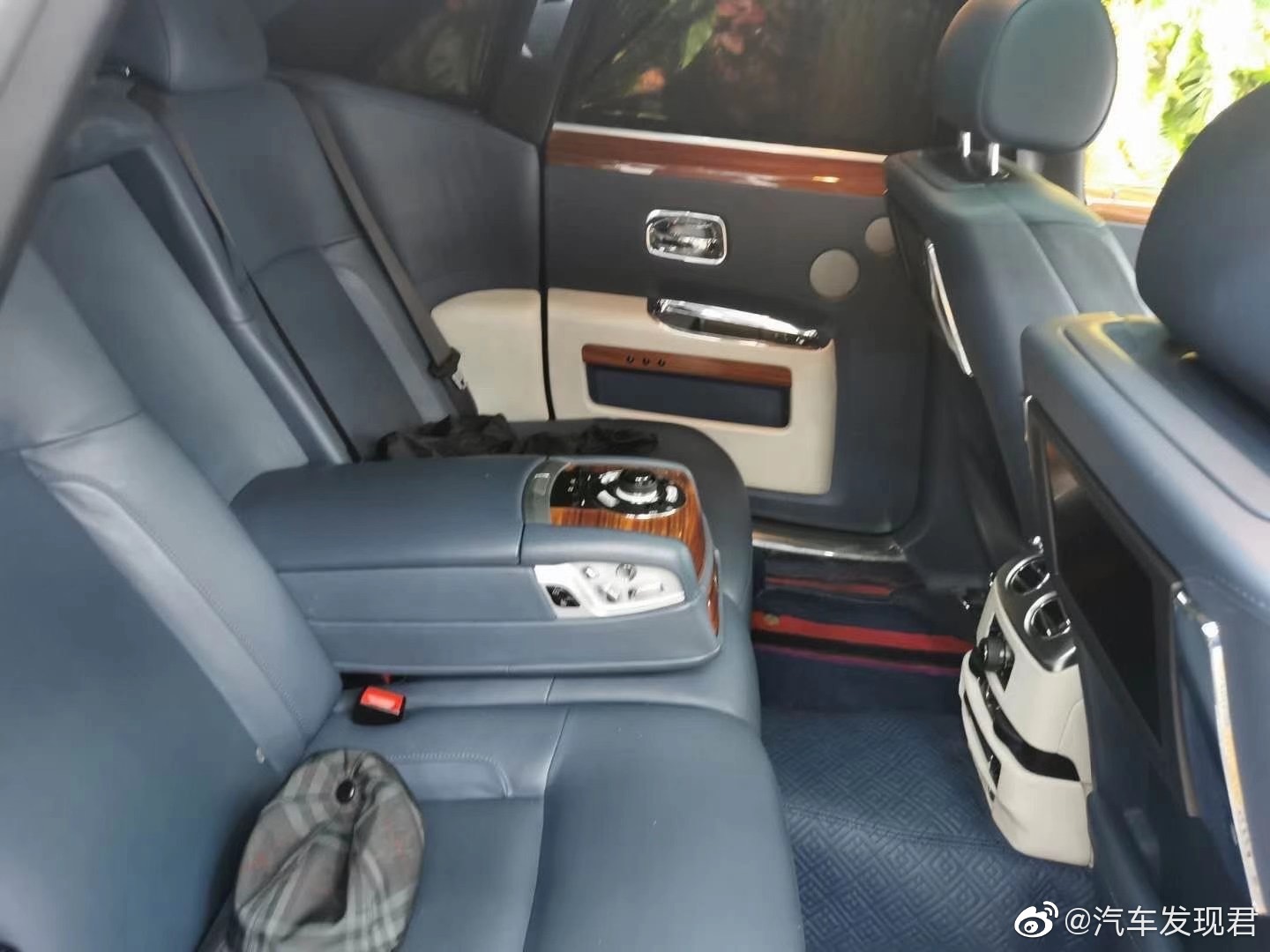 超级大佬座驾，劳斯莱斯古斯特