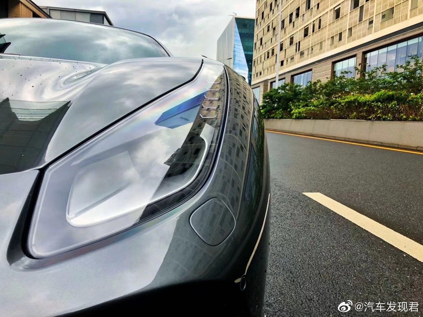 法拉利488GTB，花花公子哥座驾