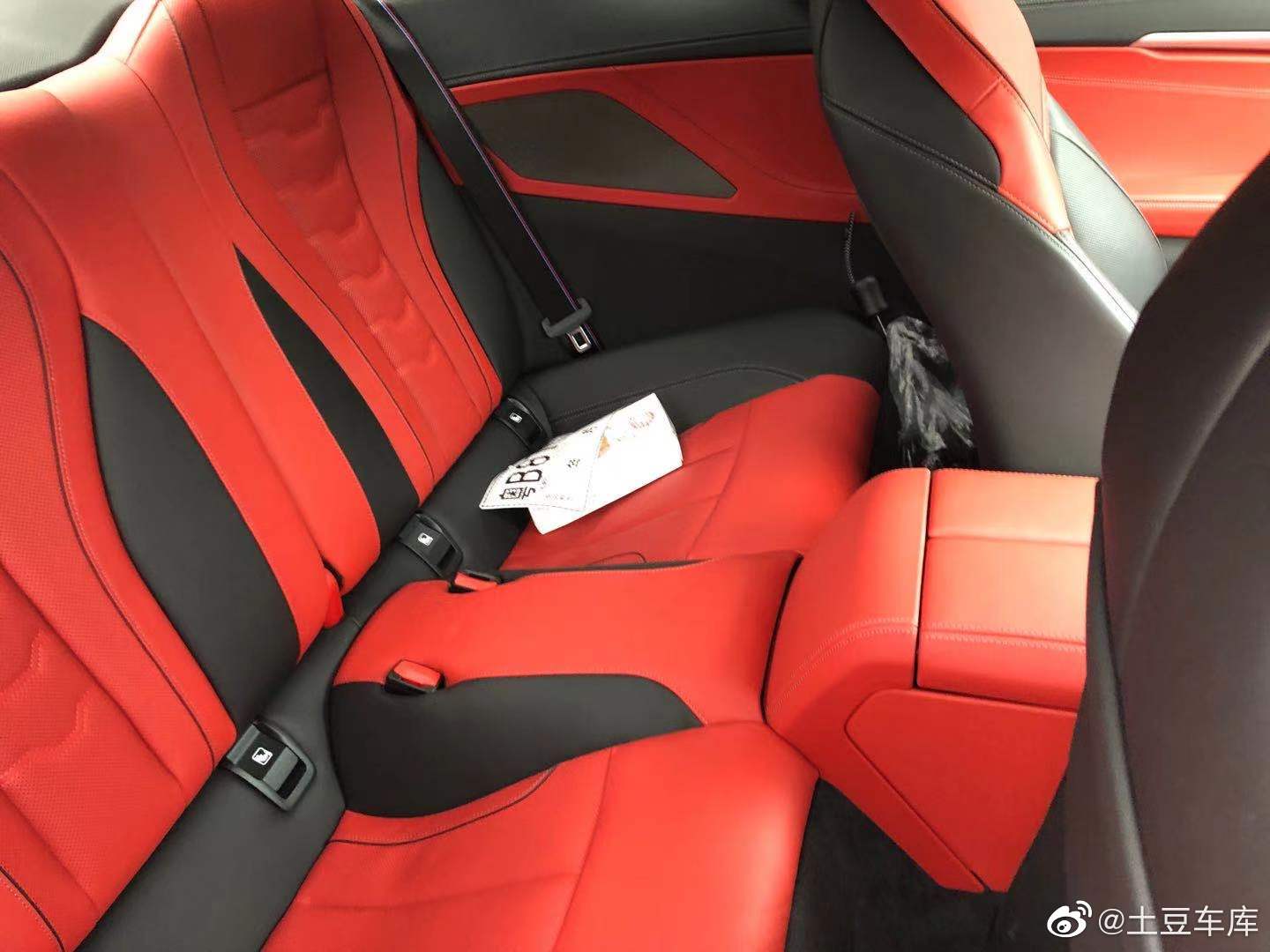 第一次看到宝马840 充满着人民币的味道