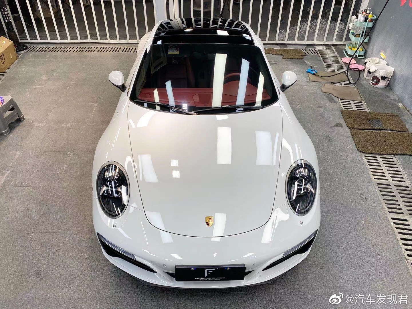 保时捷991.2，应该是911具有代表性的车型之一。