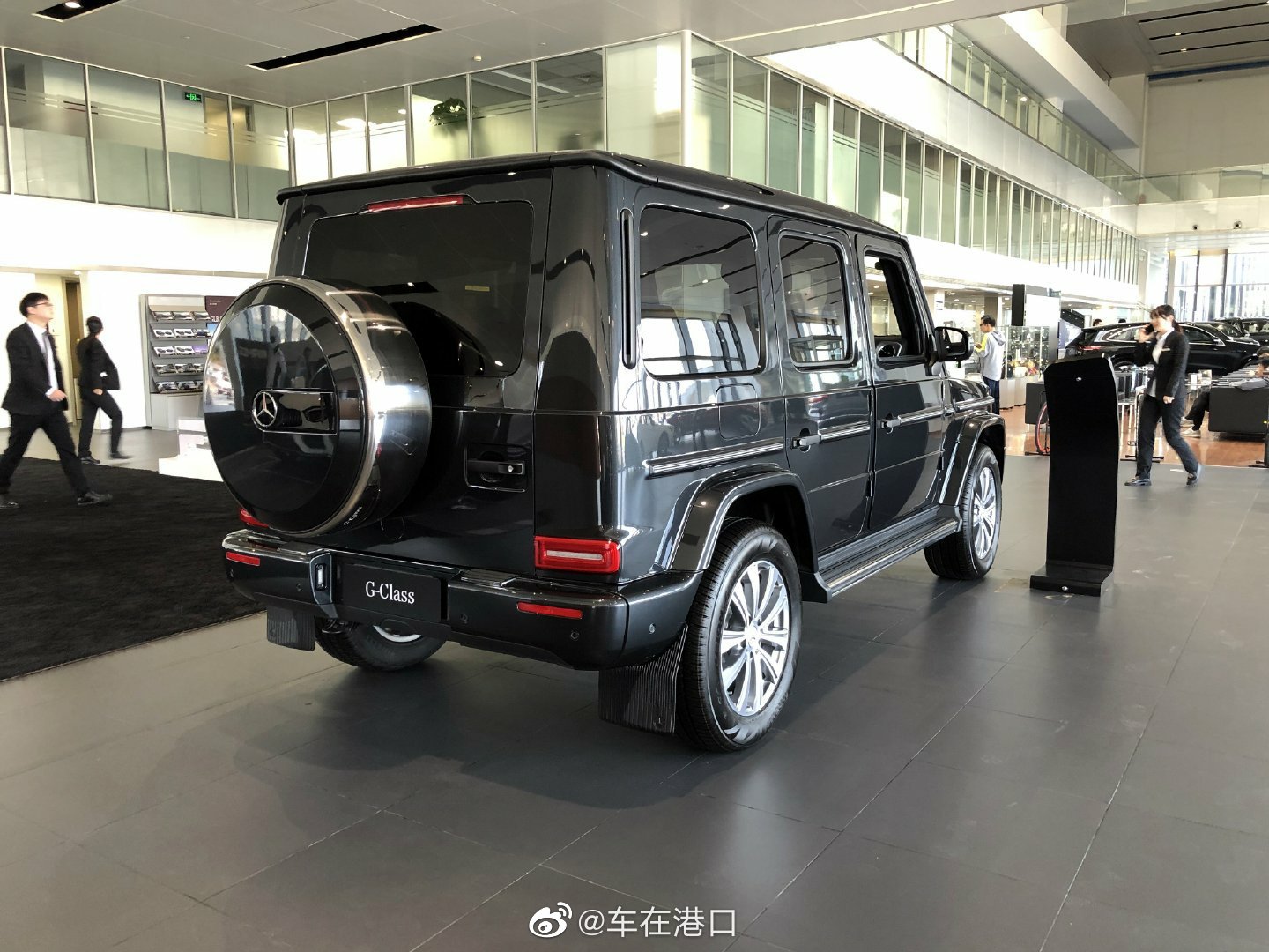 奔驰G350 黑/黑 行情依然坚挺