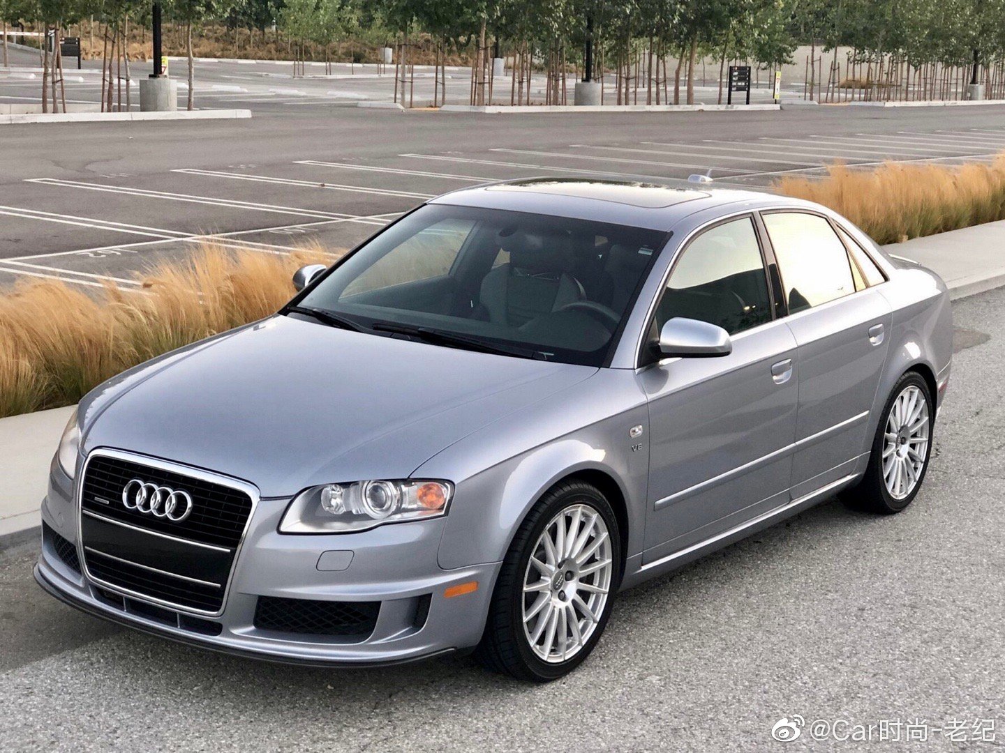 限量250台，4.2升V8驱动的2006 奥迪S4