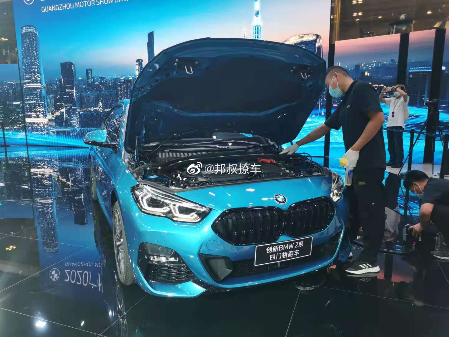 汽车美图赏析：全新宝马2系四门轿跑实拍