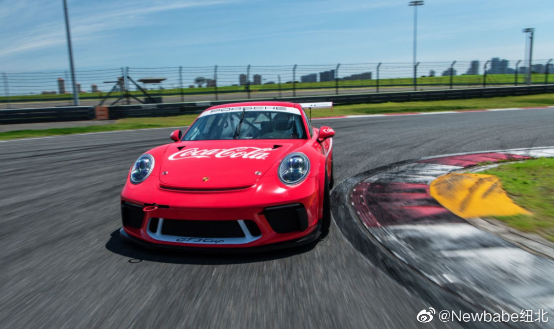 保时捷的可乐 OR 可乐的保时捷