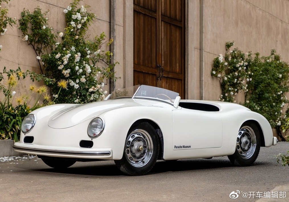 1935年的Porsche 356 America，好圆润，有点可爱~