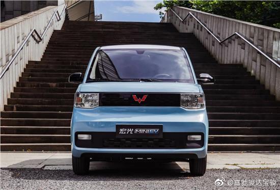 灵活小巧 经济实用，人民的五菱宏光MINI