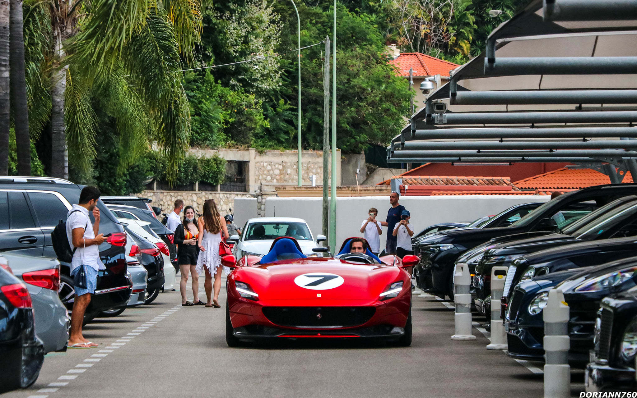 街拍 ~ Ferrari SP2 （by Dphotographymc）