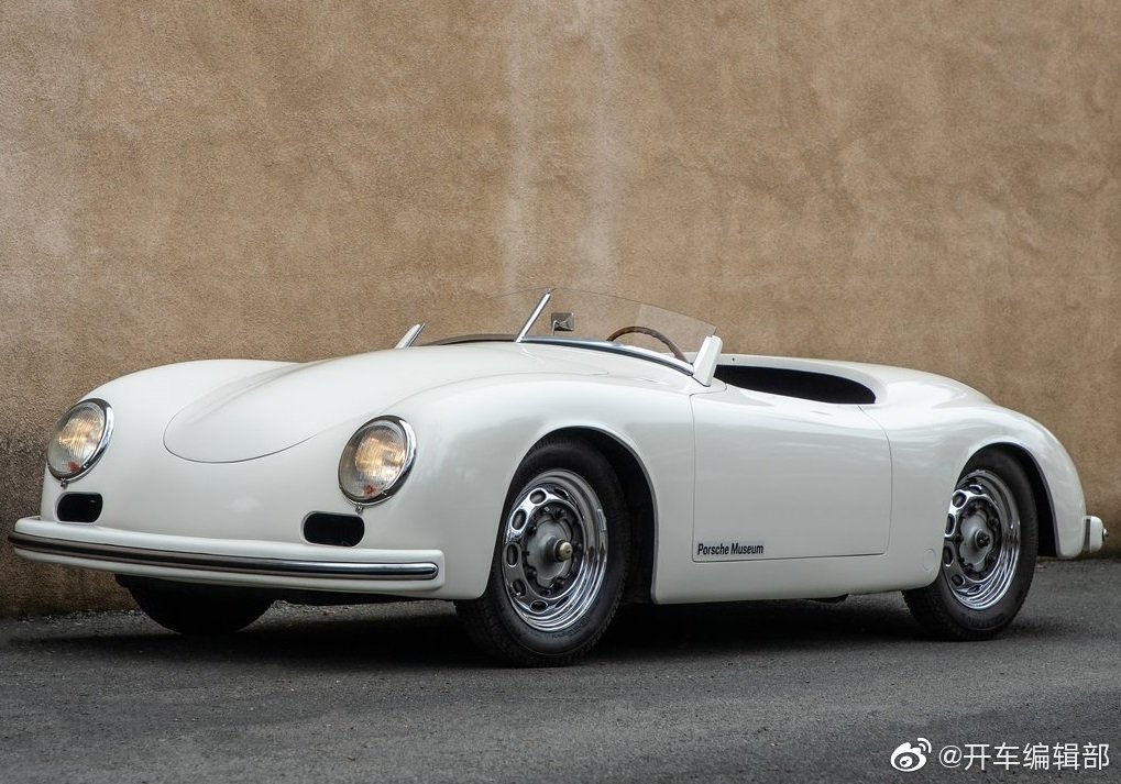 1935年的Porsche 356 America，好圆润，有点可爱~