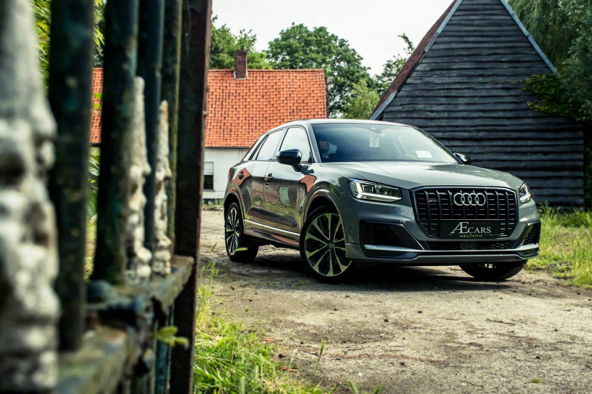 奥迪SQ2，估计国内路上是永远见不到的