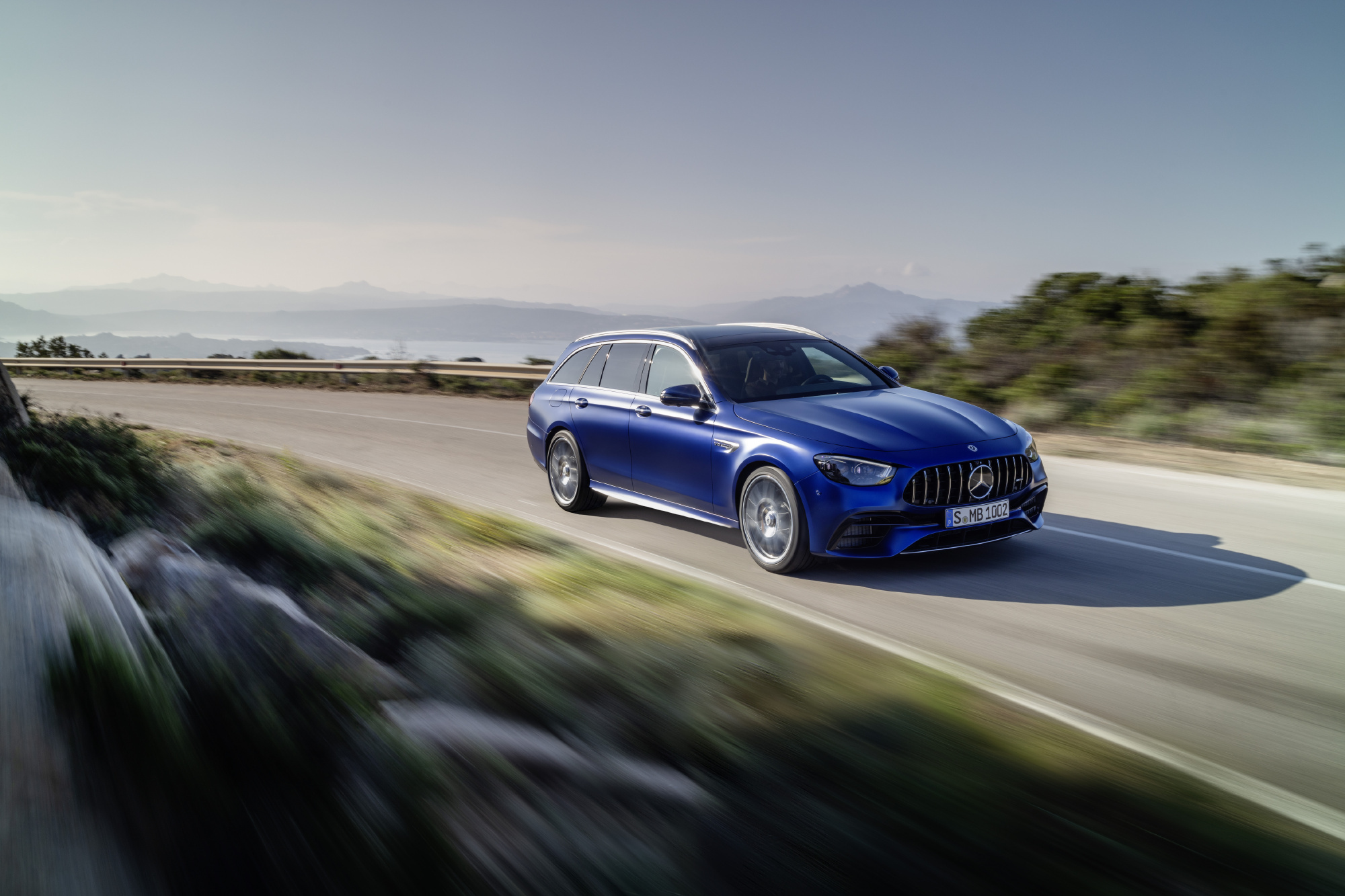 精美汽车图集奔驰e63s旅行同样可以很帅