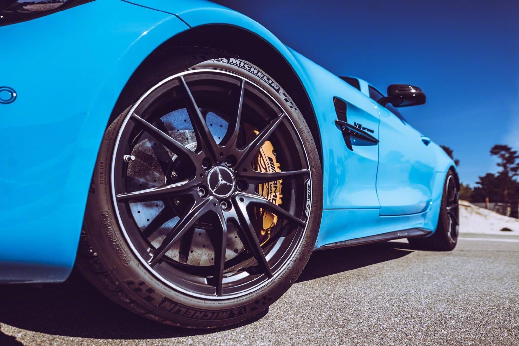 AMG GT：实车真的太漂亮了！