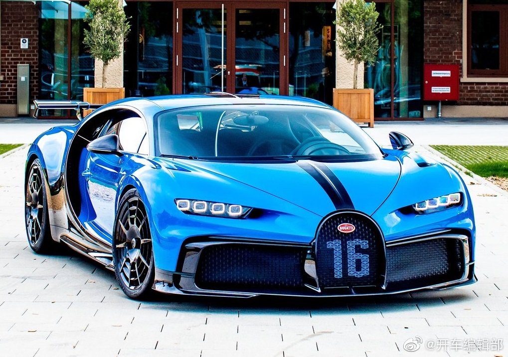 Bugatti Chiron Pur Sport给你极致的赛车体验！