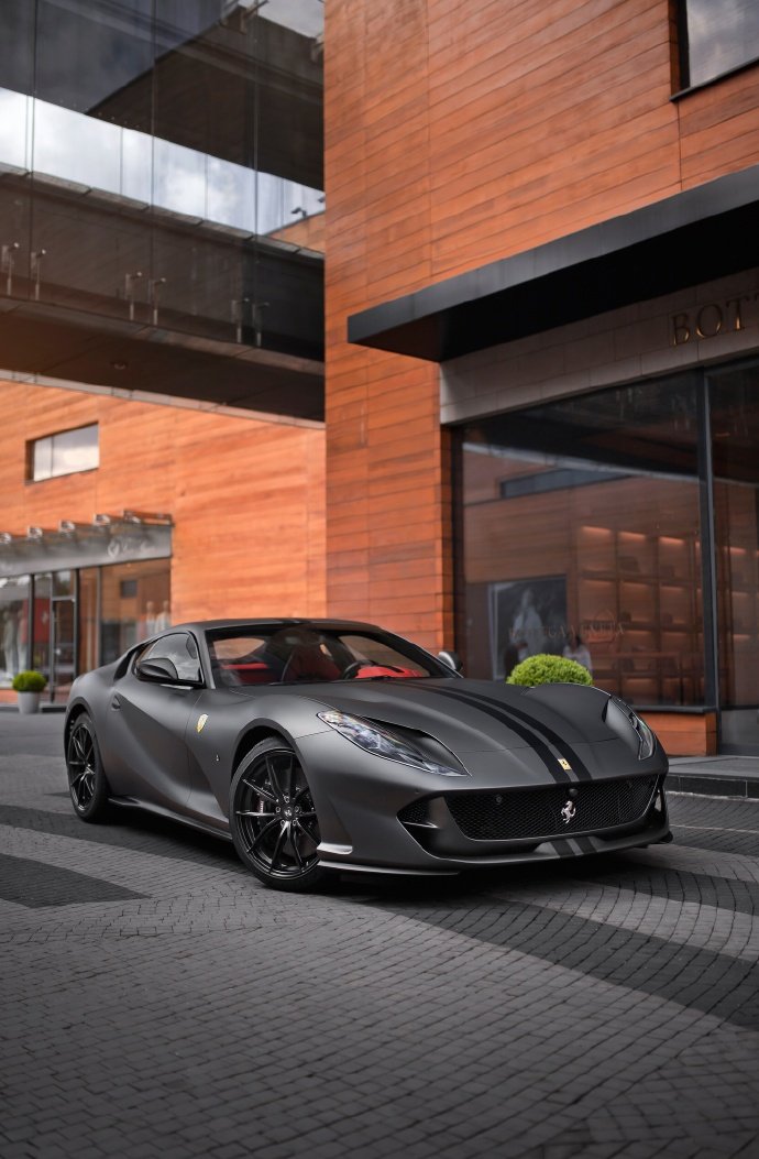 Ferrari 812  Superfast好美