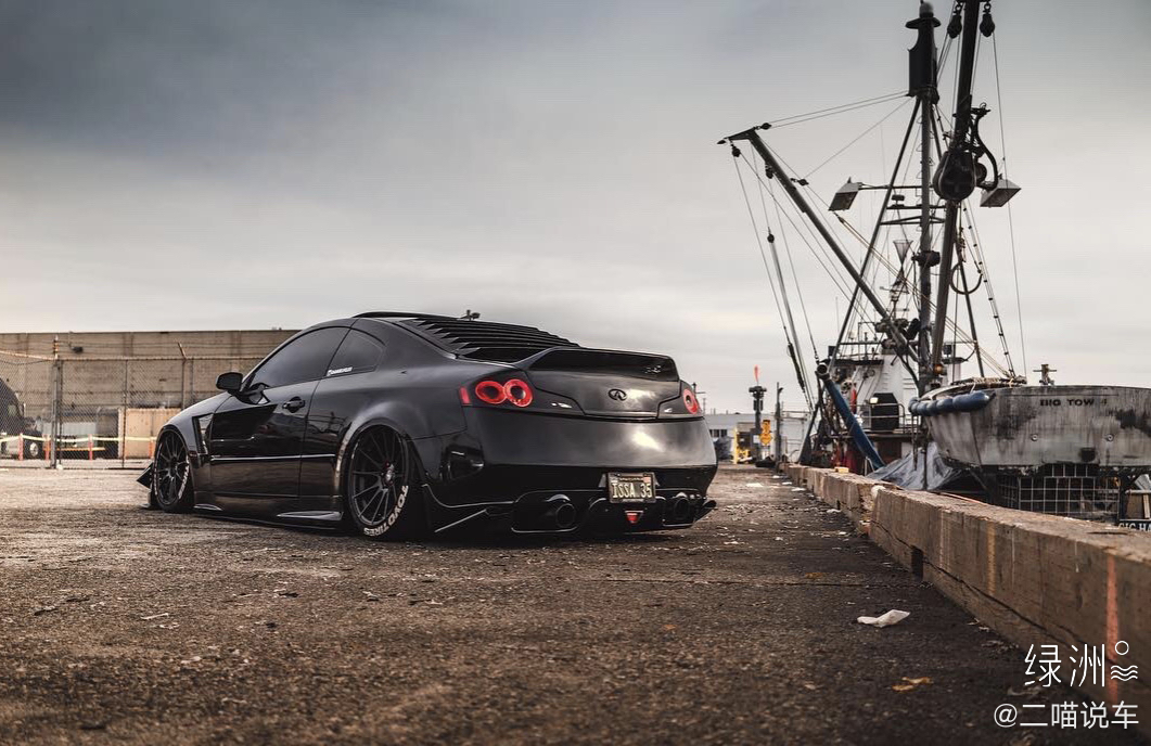 经典车的姿态大王，这是“性感尤物” 英菲尼迪G35