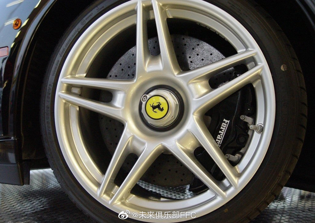 法拉利恩佐 有钱都不一定能拥有的顶级跑车！豪车超跑