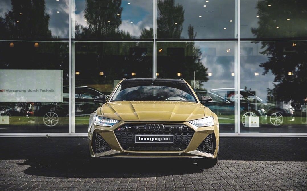 奥迪rs6 avant,真漂亮!这个汽车 颜色叫什么名字谁知道?