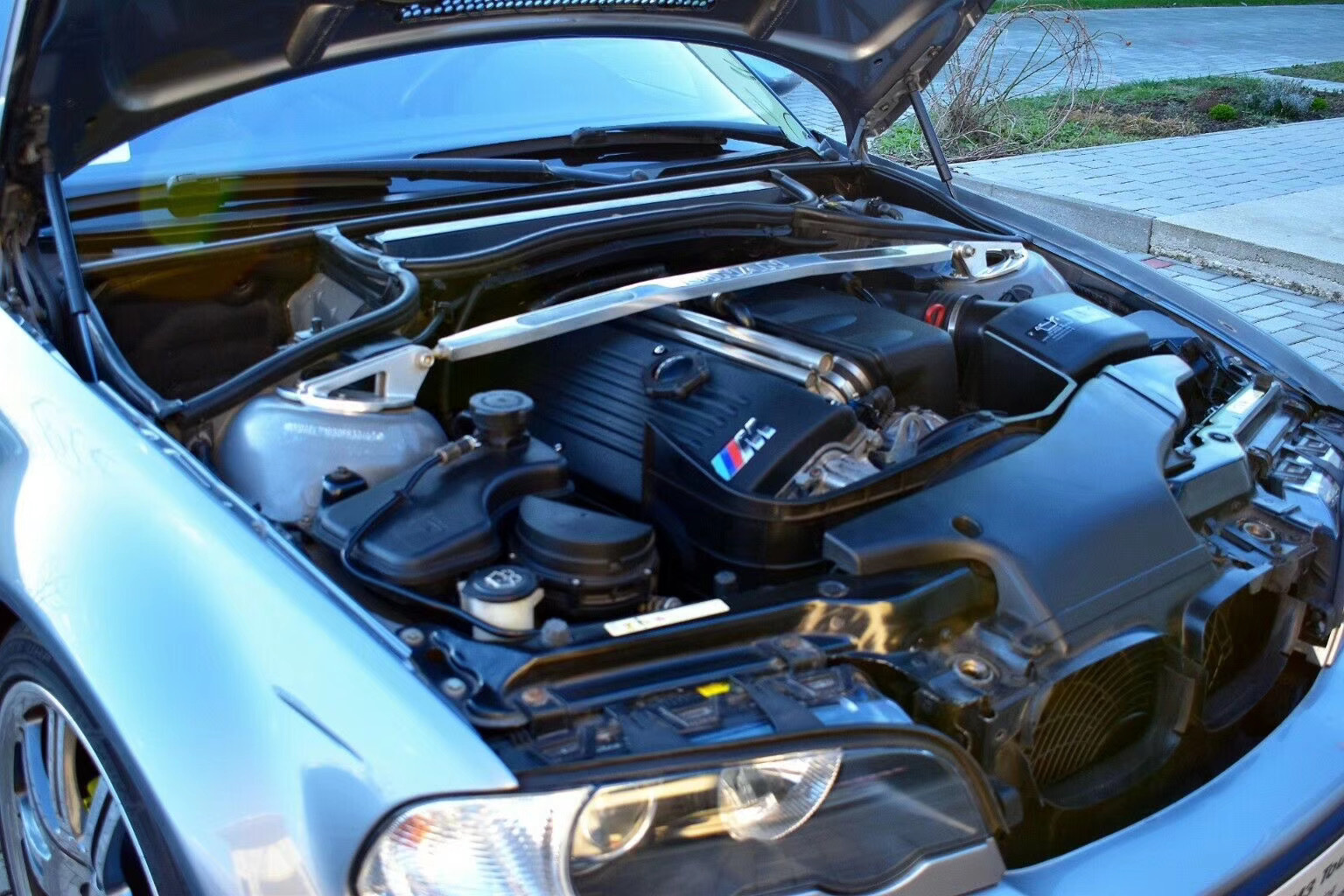 这台宝马M3真的好看，不愧是标杆!