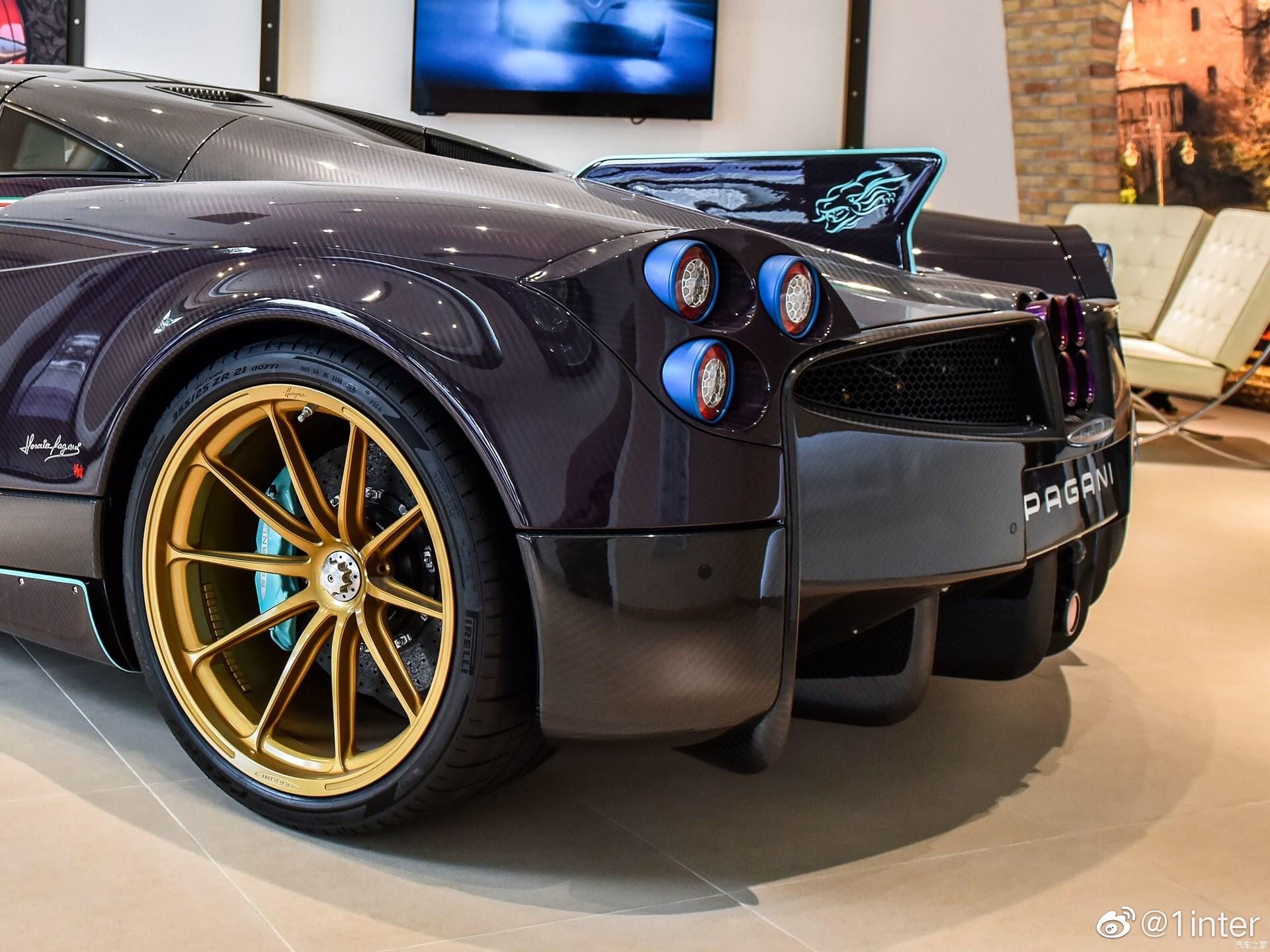 汽车美图大赏：每个部件堪称艺术品 Huayra