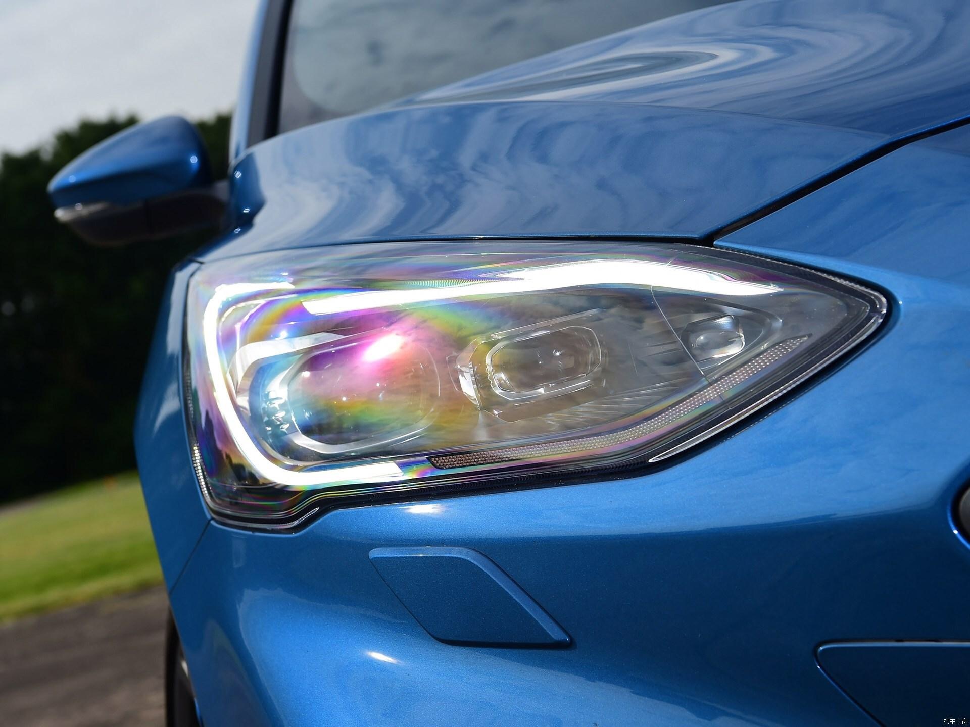 福克斯：战意十足的配色!