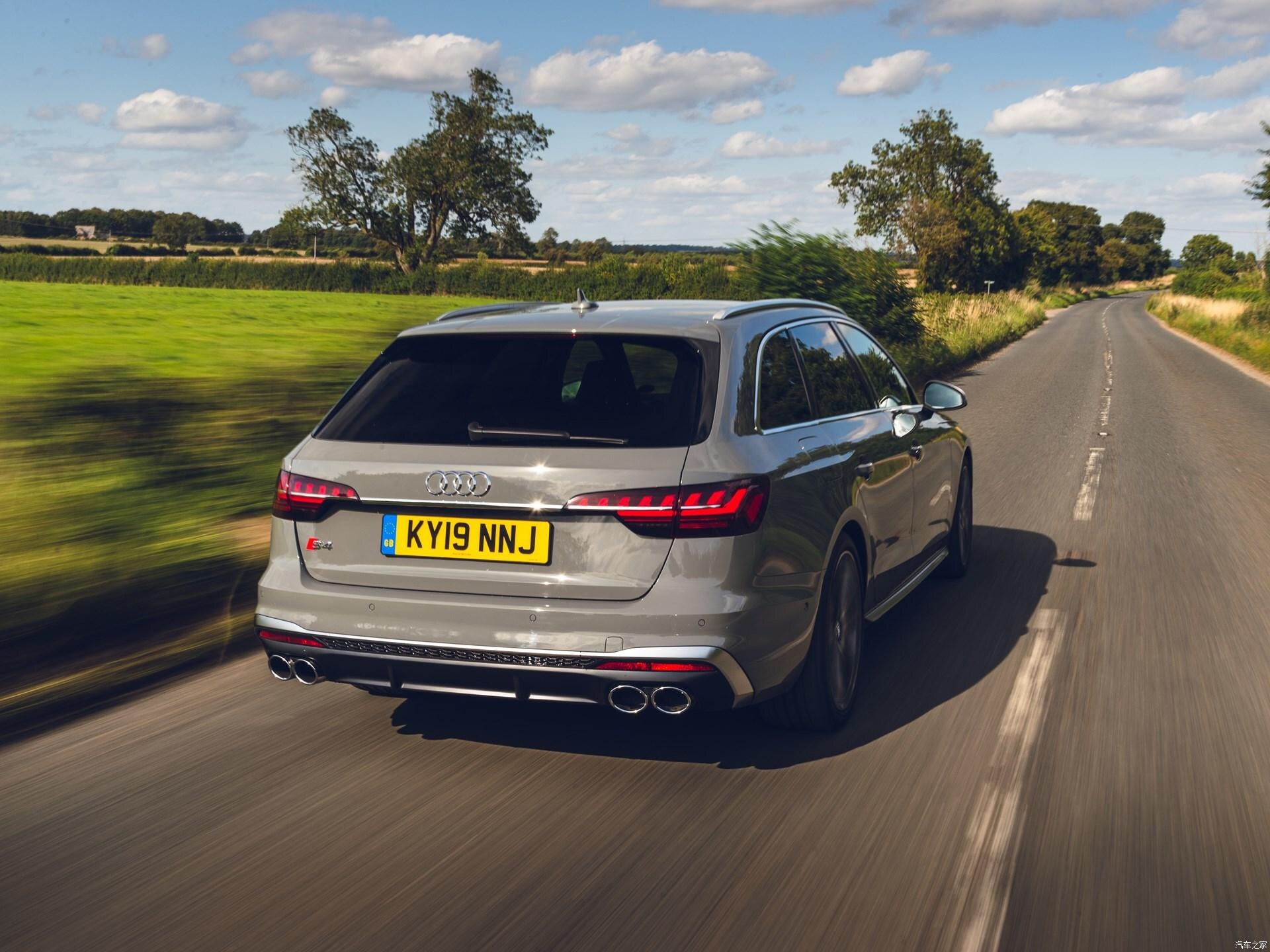 汽车美图抢先看：用奥迪S4 Avant TDI问个早安