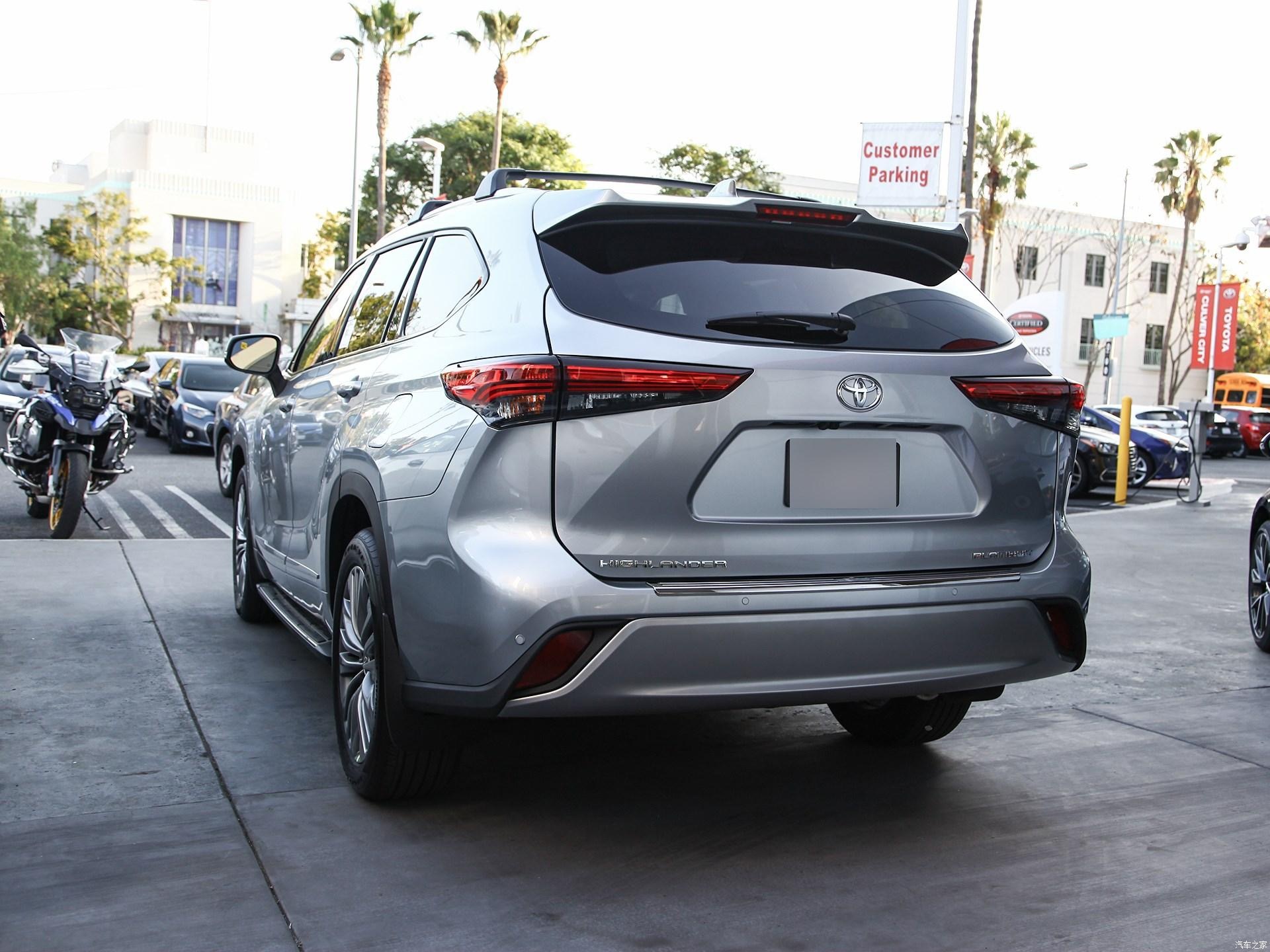 全新的丰田汉兰达真心好看，可惜还没有引进。