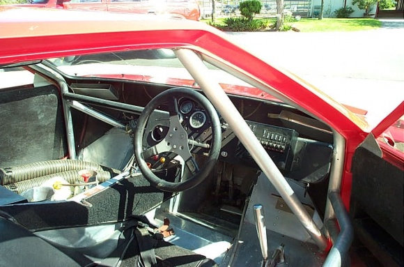 好看的汽车：这款宝马M1赛车你一定没见过