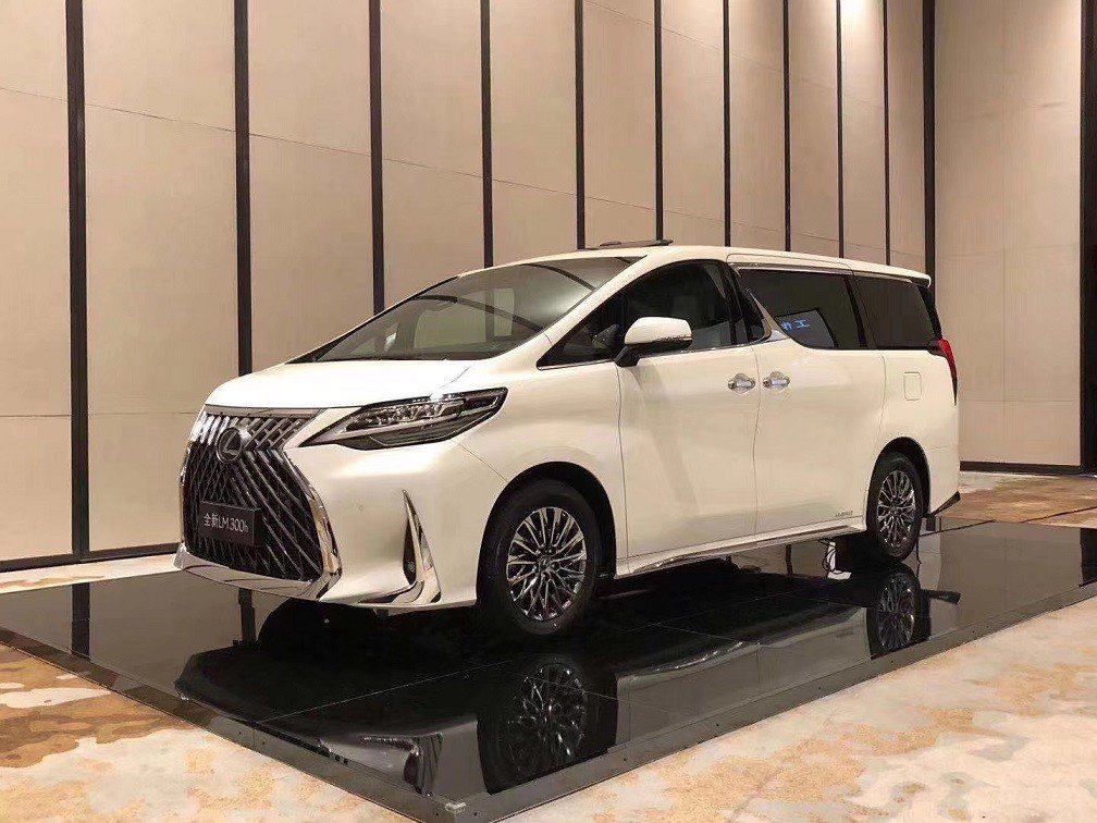 据报道，雷克萨斯LM将于2月24日正式上市销售
