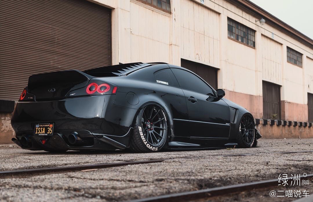 经典车的姿态大王，这是“性感尤物” 英菲尼迪G35